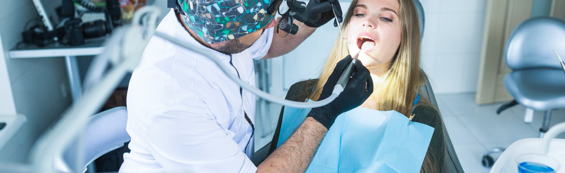 Affordable Dental Care Solutions: How Royal East Dental Dundas Supports Refugee Families